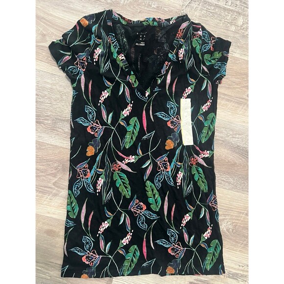 NWT Floral Tropical Print VNeck TShirt target a new day size s - Picture 2 of 3